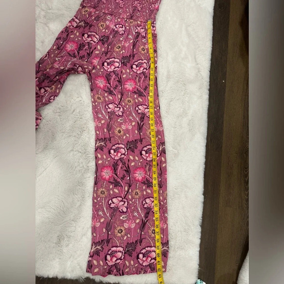 Free People Jen's Pirate Booty
Baroque Highgrove Jumpsuit Size : S - Picture 13 of 15